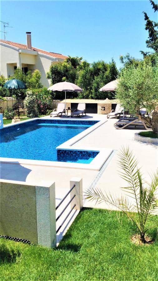 Apartment Villa Engel With Pool Пореч Екстериор снимка