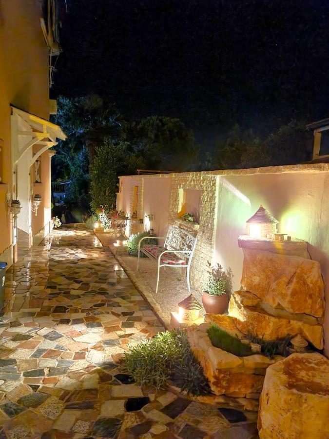 Apartment Villa Engel With Pool Пореч Екстериор снимка