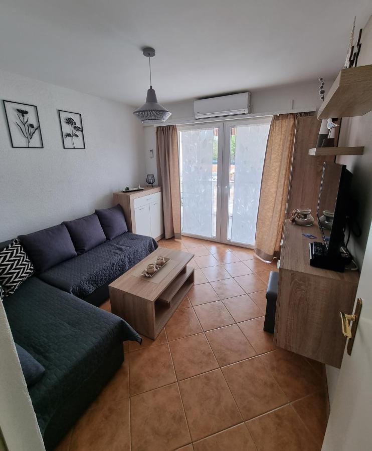 Apartment Villa Engel With Pool Пореч Екстериор снимка