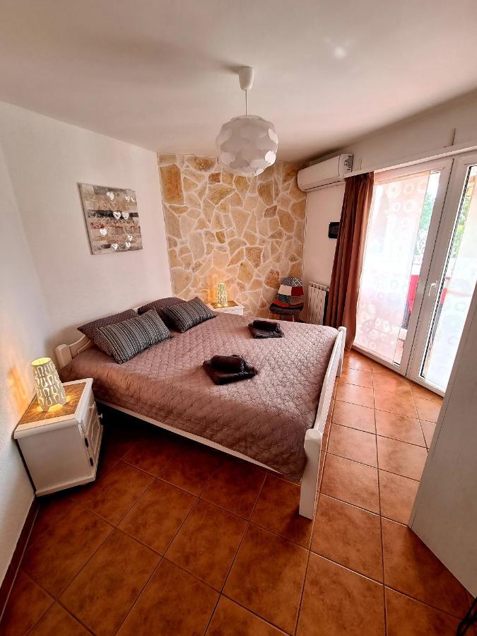 Apartment Villa Engel With Pool Пореч Екстериор снимка