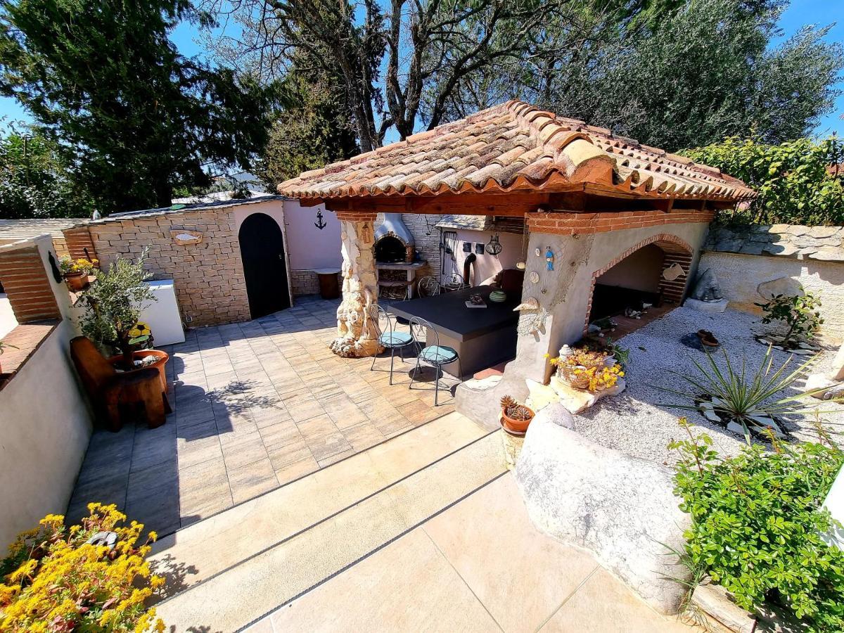 Apartment Villa Engel With Pool Пореч Екстериор снимка