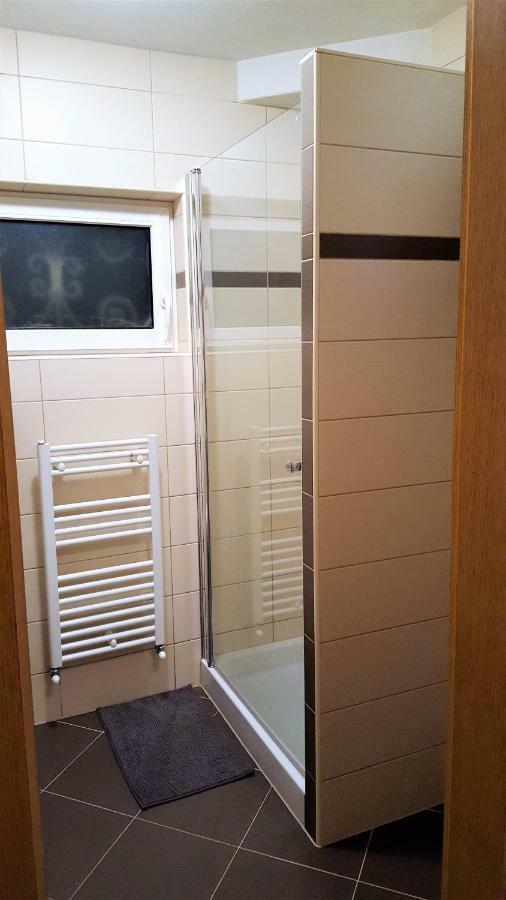 Apartment Villa Engel With Pool Пореч Екстериор снимка