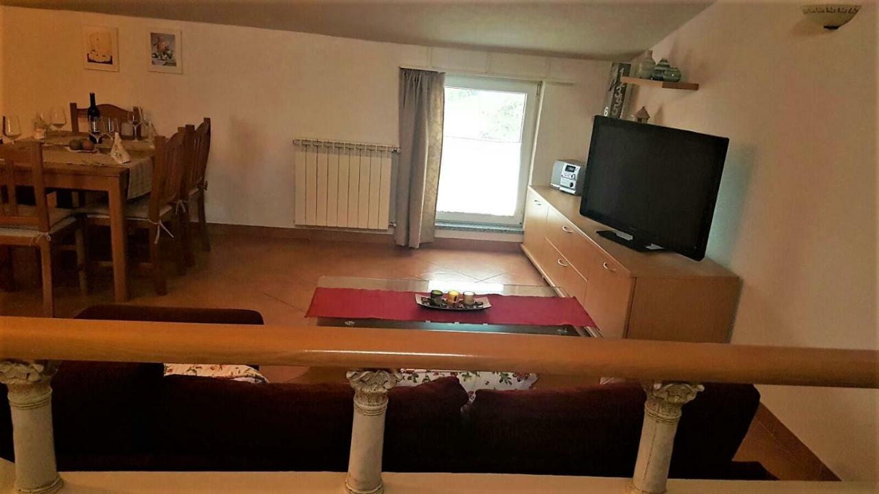 Apartment Villa Engel With Pool Пореч Екстериор снимка